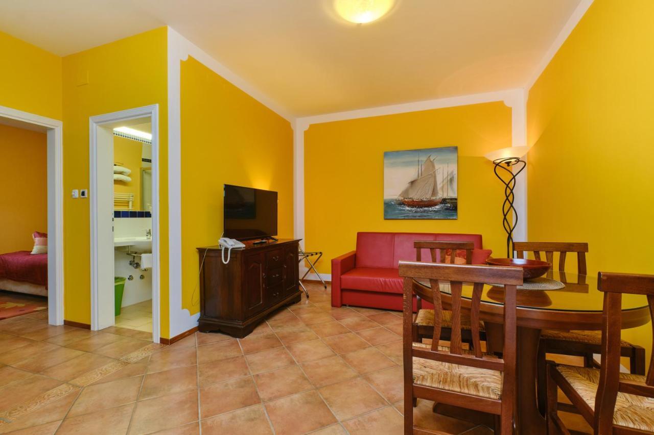 Mare Mare Suites Mali Lošinj Extérieur photo